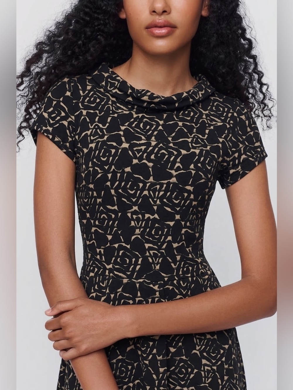 APPLE & PEAR STUDIOS Women's Cowlneck Abstract A-Line Midi Dress - Black, Small - Picture 9 of 10